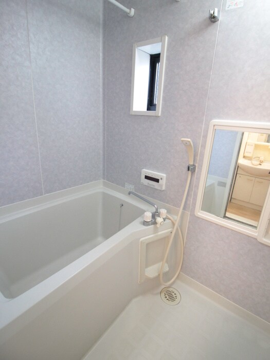 物件内観写真12　(バス／シャワールーム等)