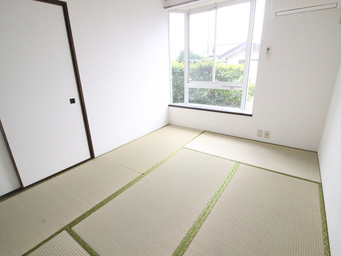 物件内観写真13　(居室)