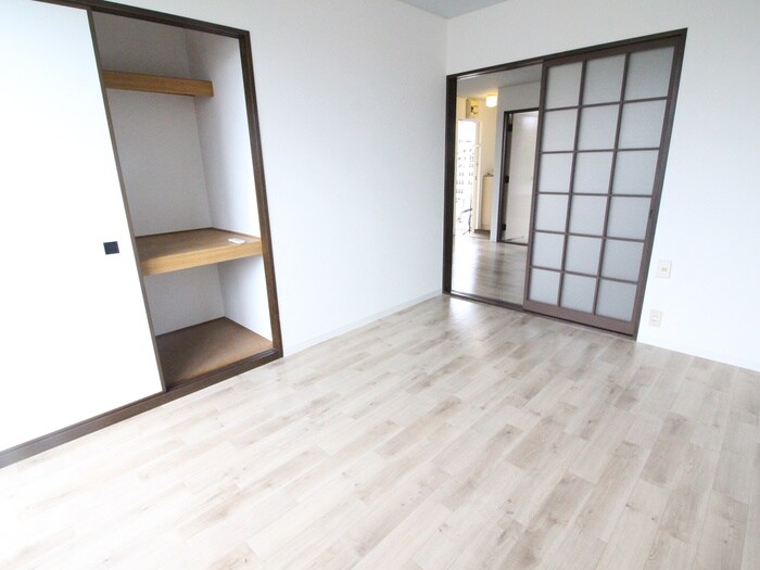 物件内観写真16　(居室)