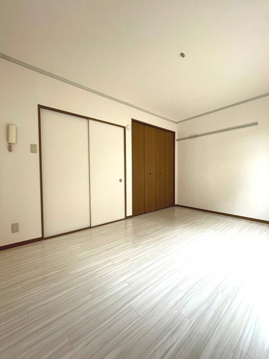 物件内観写真22　(居室)