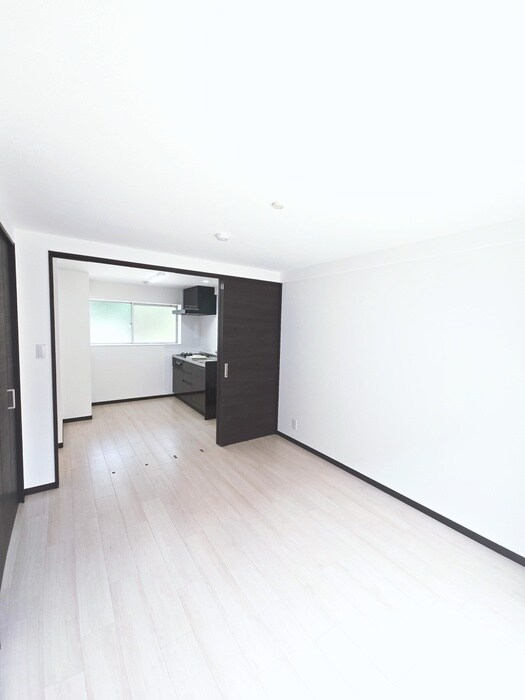 物件内観写真13　(居室)