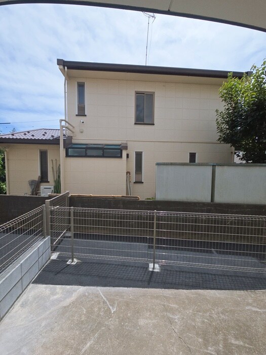 物件内観写真16　(室内からの展望)