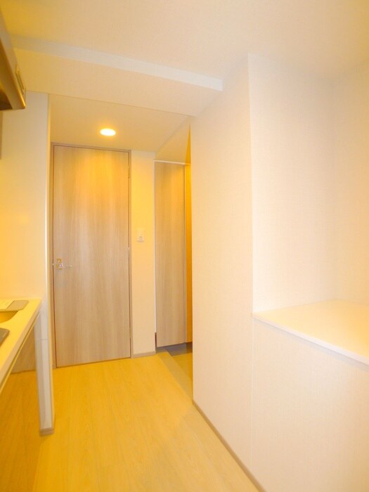 物件内観写真19　(廊下)