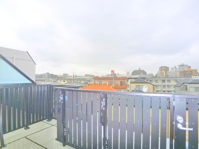 物件内観写真22　(室内からの展望)