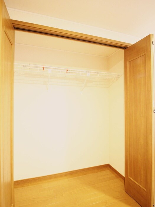 物件内観写真18　(収納)