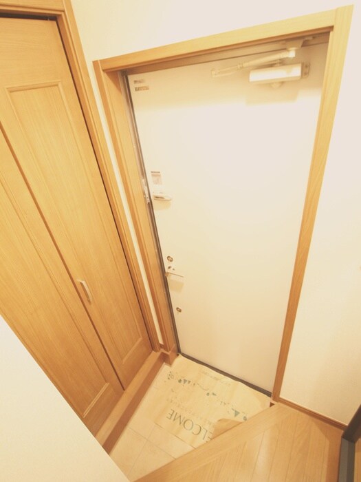 物件内観写真19　(玄関)