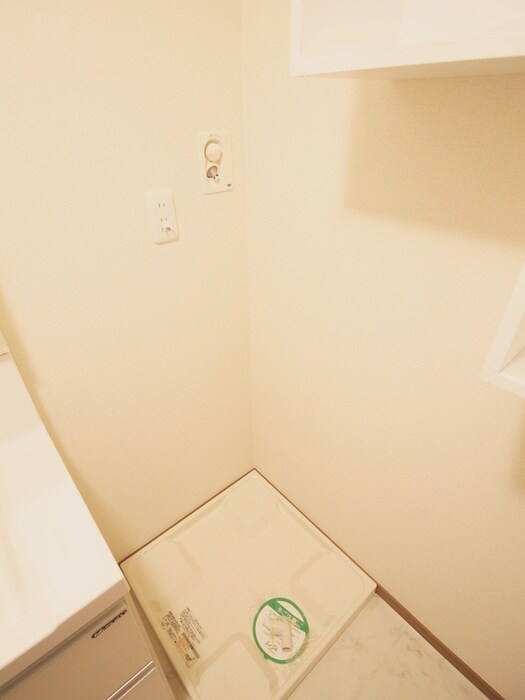 物件内観写真20　(洗濯機置場)