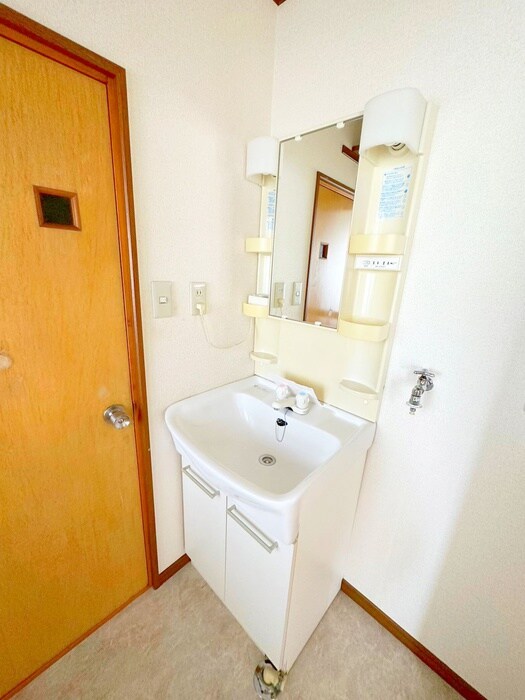 物件内観写真10　(洗面)