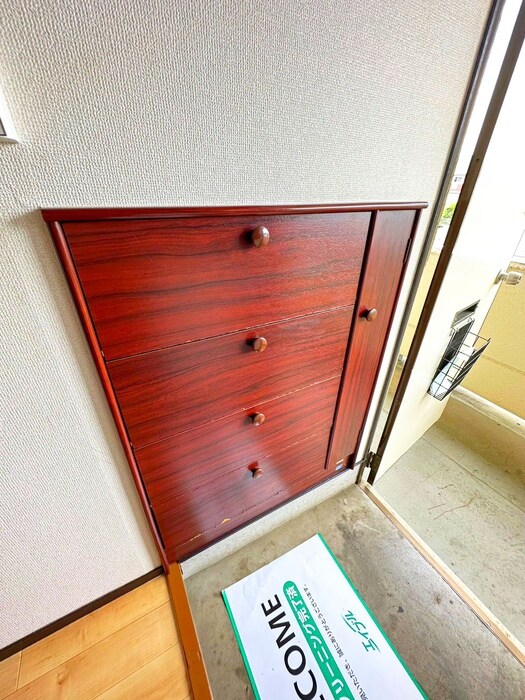 物件内観写真16　(靴箱)