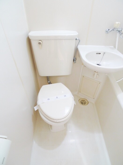 物件内観写真11　(トイレ)