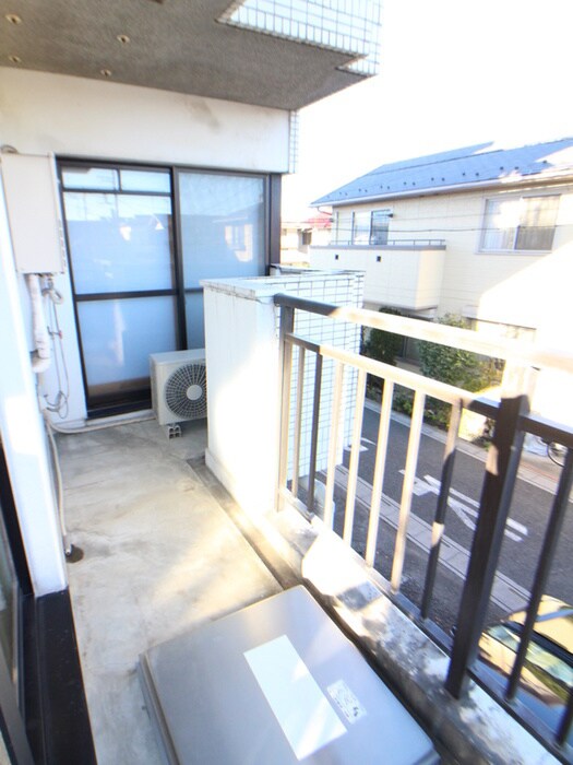 物件内観写真11　(室内からの展望)