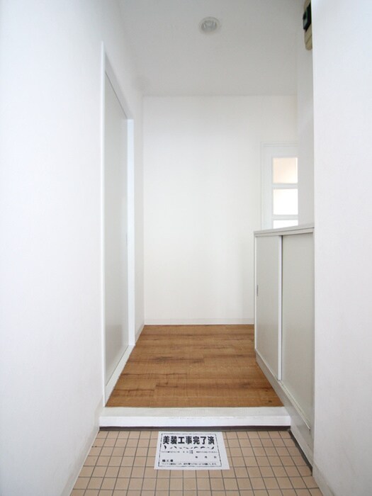 物件内観写真20　(玄関)