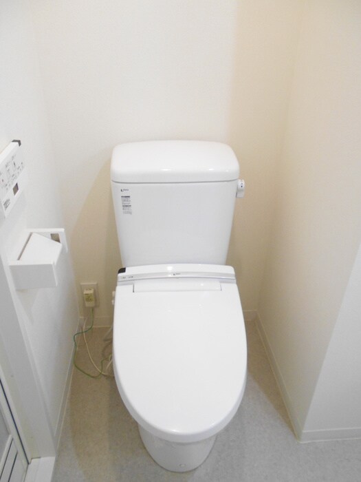 物件内観写真10　(トイレ)