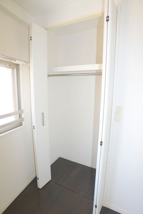 物件内観写真15　(収納)