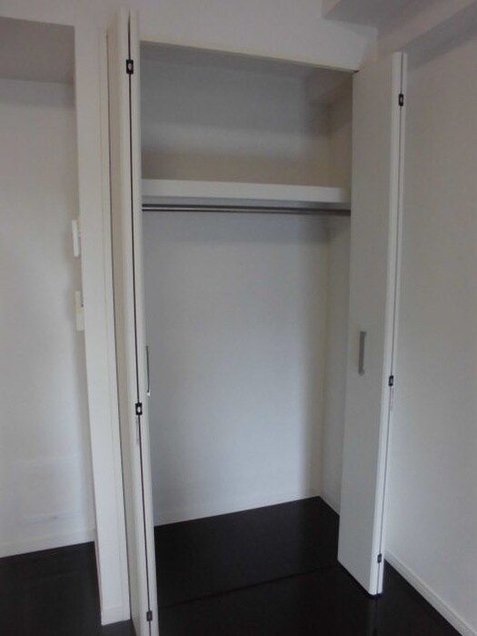 物件内観写真15　(収納)