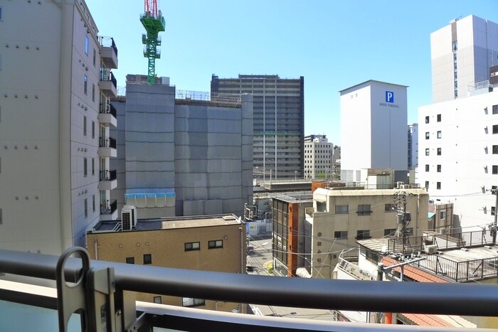 物件内観写真21　(室内からの展望)