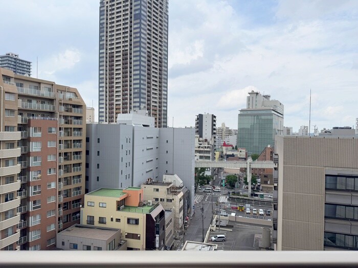 物件内観写真22　(室内からの展望)