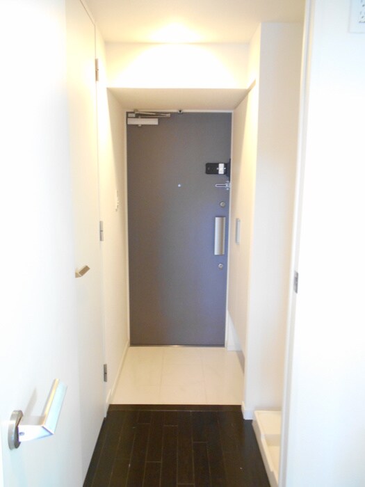 物件内観写真22　(玄関)