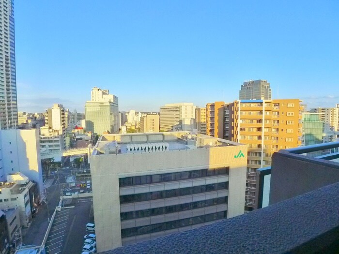 物件内観写真22　(室内からの展望)