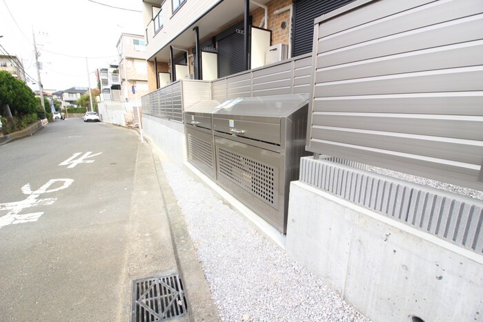 物件外観写真4　(建物設備)