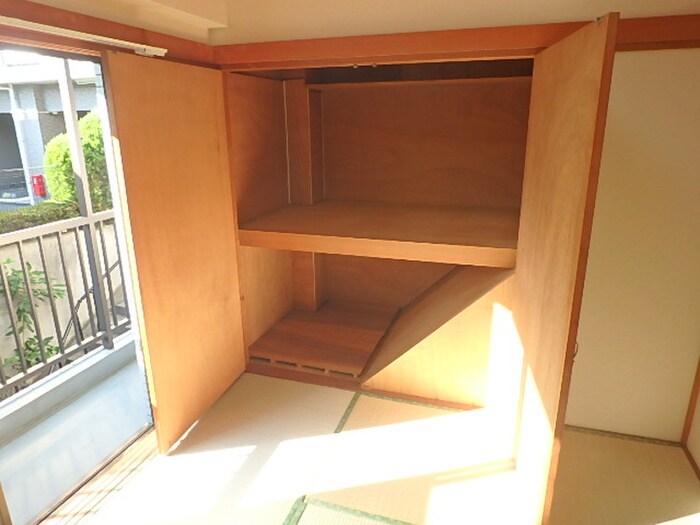 物件内観写真18　(収納)