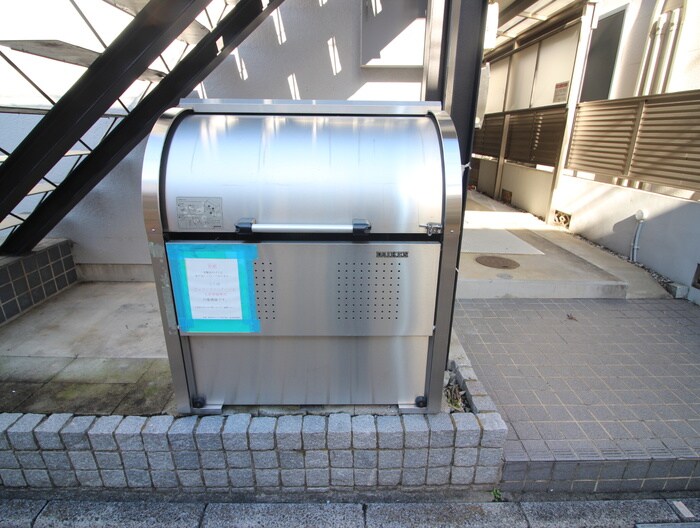 物件外観写真4　(建物設備)