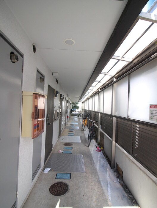 物件外観写真5　(駐輪場)