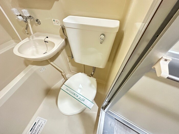 物件内観写真12　(トイレ)