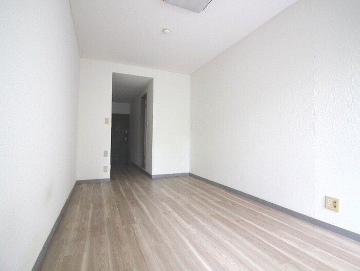 物件内観写真15　(居室)