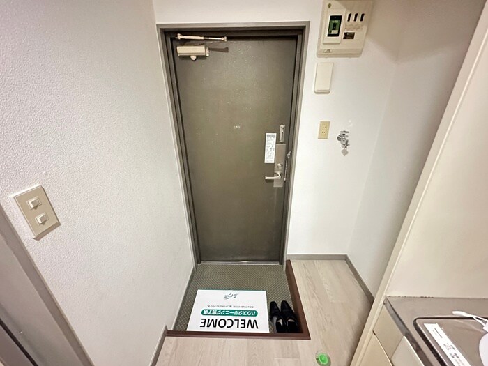 物件内観写真22　(玄関)