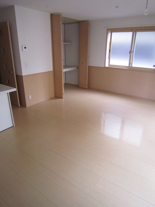 物件内観写真6　(居室)