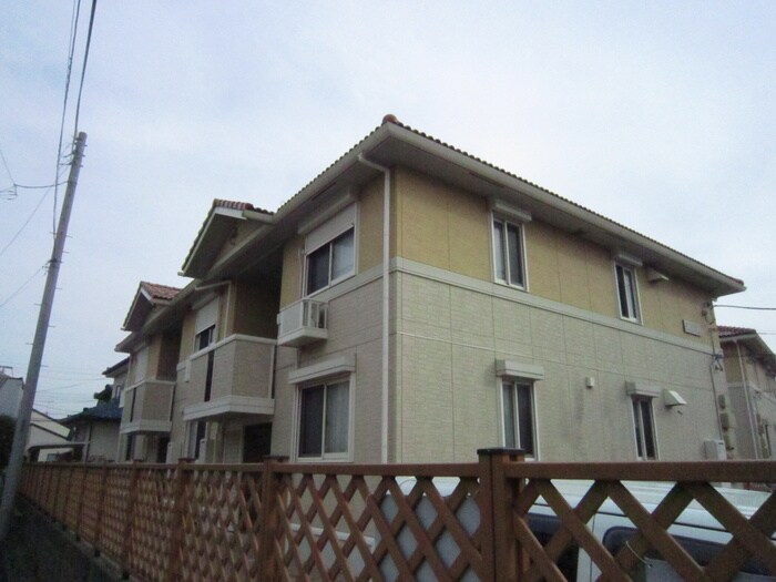 物件外観写真3　(外観写真)