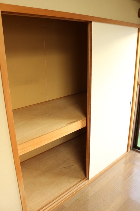 物件内観写真11　(収納)