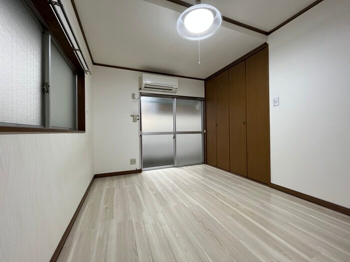 物件内観写真9　(居室)