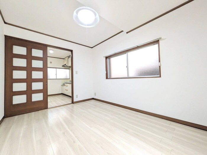 物件内観写真9　(居室)