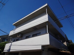 パールハイツ外観写真