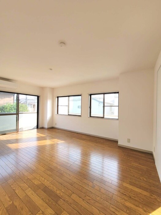 物件内観写真10　(居室)