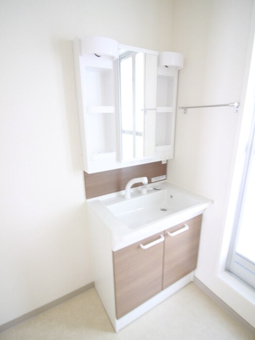 物件内観写真15　(洗面)