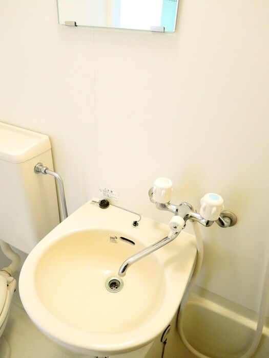 物件内観写真8　(洗面)