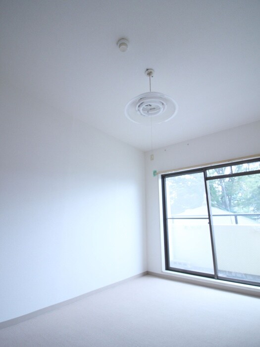 物件内観写真13　(居室)