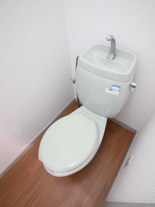 物件内観写真11　(トイレ)