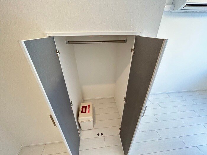 物件内観写真21　(収納)