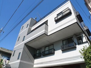 フリーポート　ミナミ外観写真