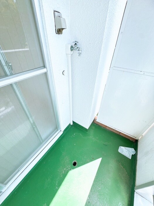 物件内観写真14　(洗濯機置場)