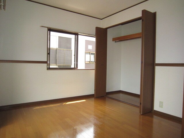 物件内観写真12　(居室)