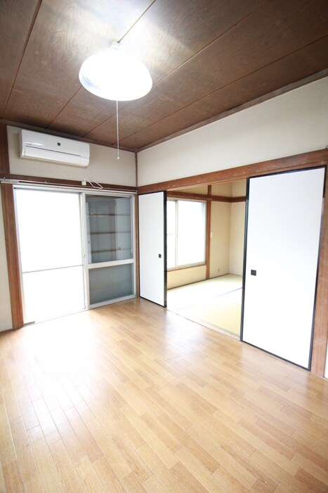 物件内観写真7　(居室)