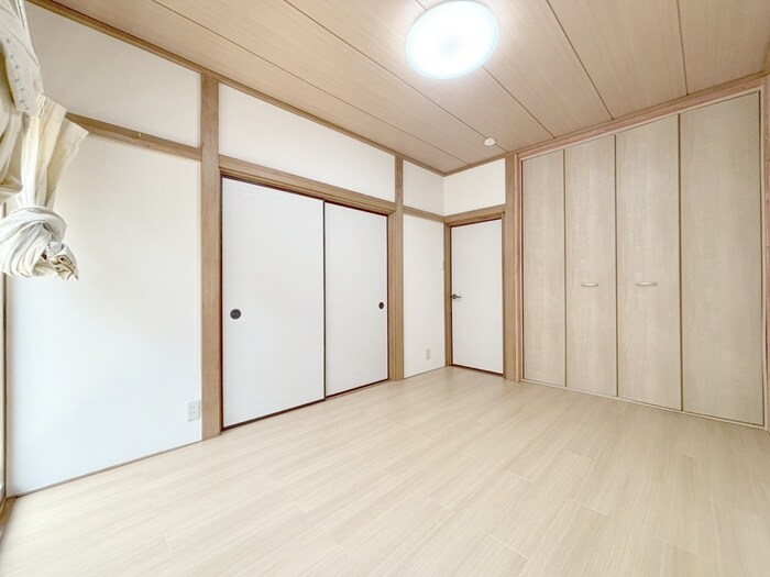 物件内観写真7　(居室)