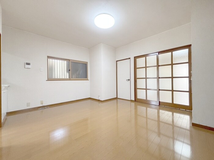 物件内観写真9　(居室)