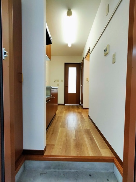物件内観写真17　(廊下)