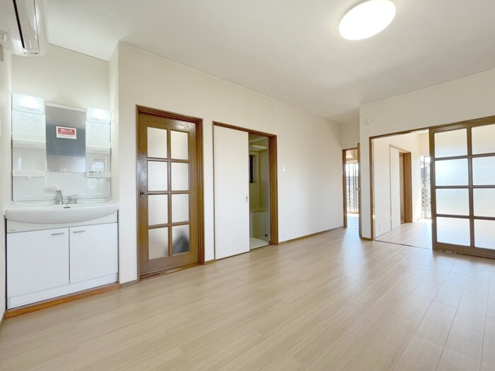 物件内観写真11　(居室)